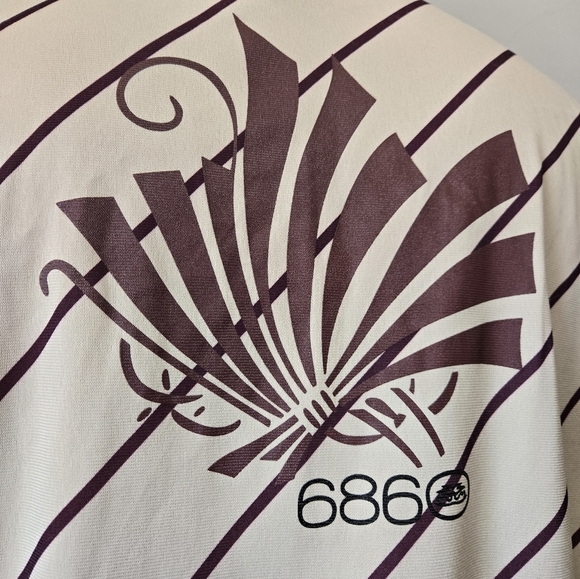 686 Smarty Cream and Maroon Striped Jacket. Size Large - Picture 8 of 14